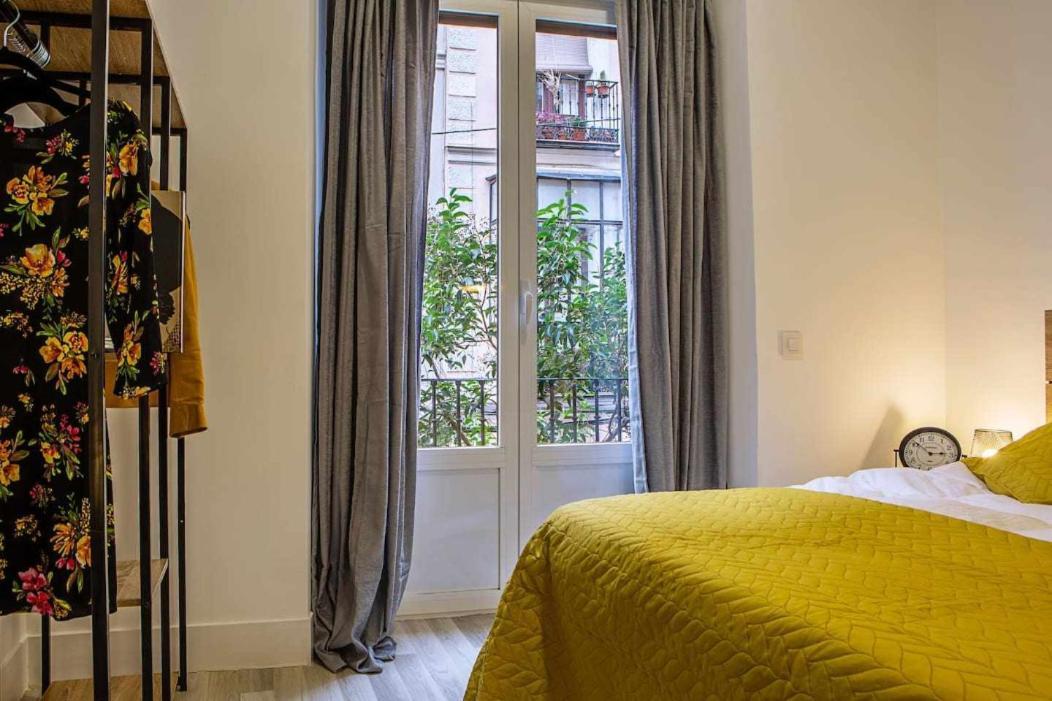 Calle Huertas Corazon By Regalatemadrid Exteriér fotografie