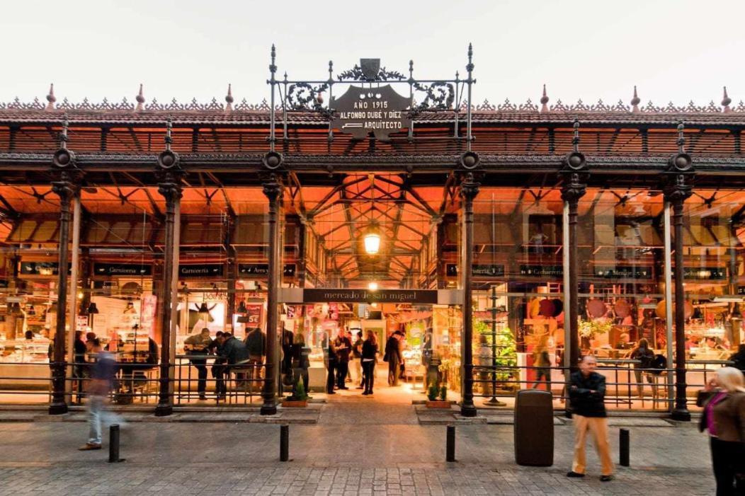 Calle Huertas Corazon By Regalatemadrid Exteriér fotografie