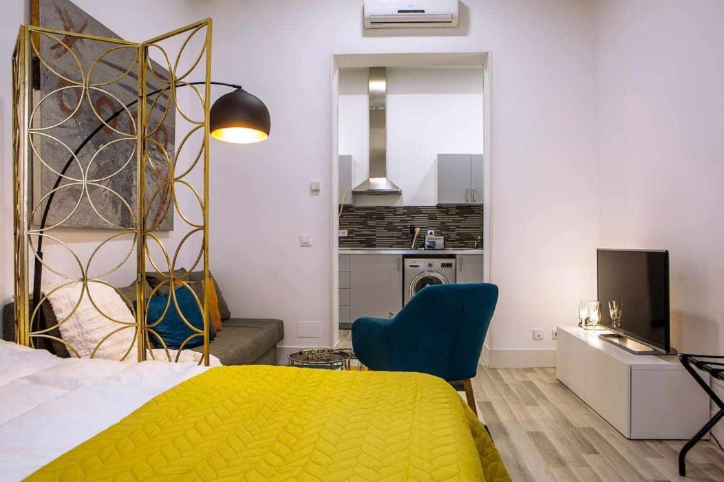 Calle Huertas Corazon By Regalatemadrid Exteriér fotografie
